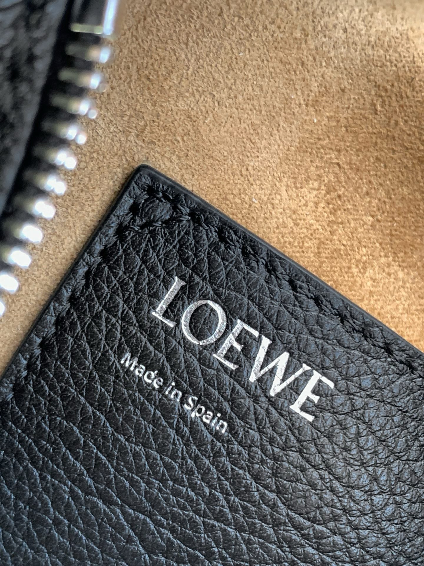 Loewe Cubi