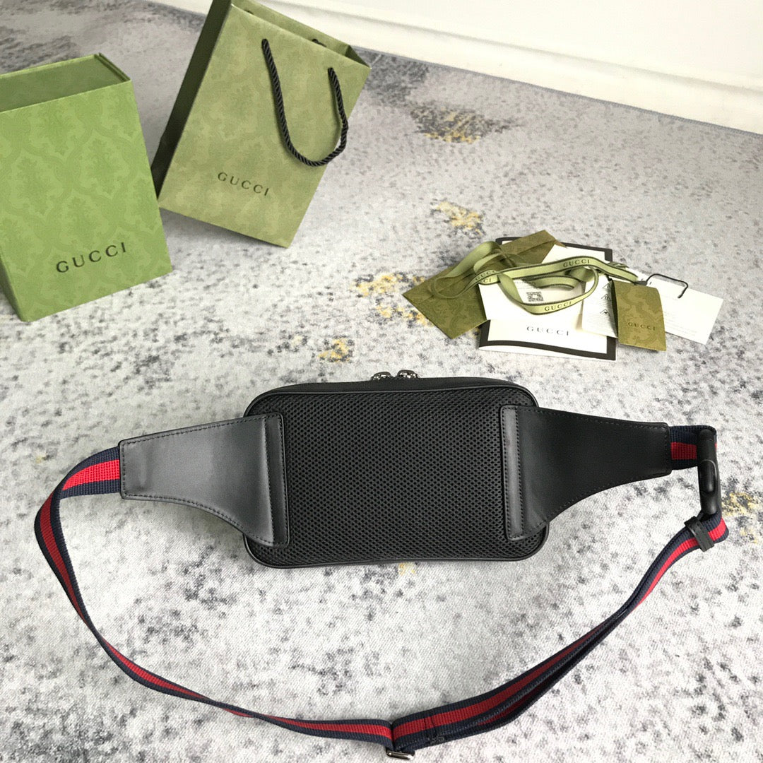 Gucci Cross Body Bag