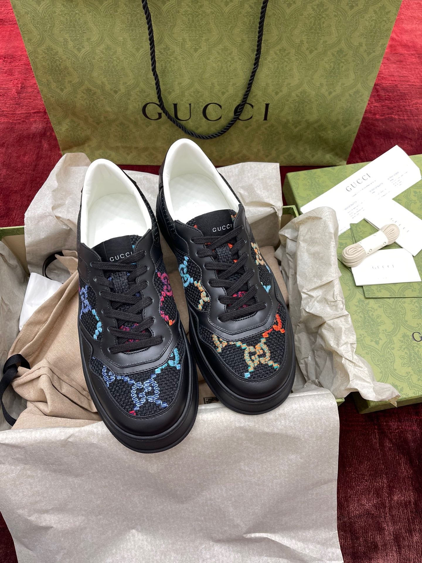 Gucci Sneakers