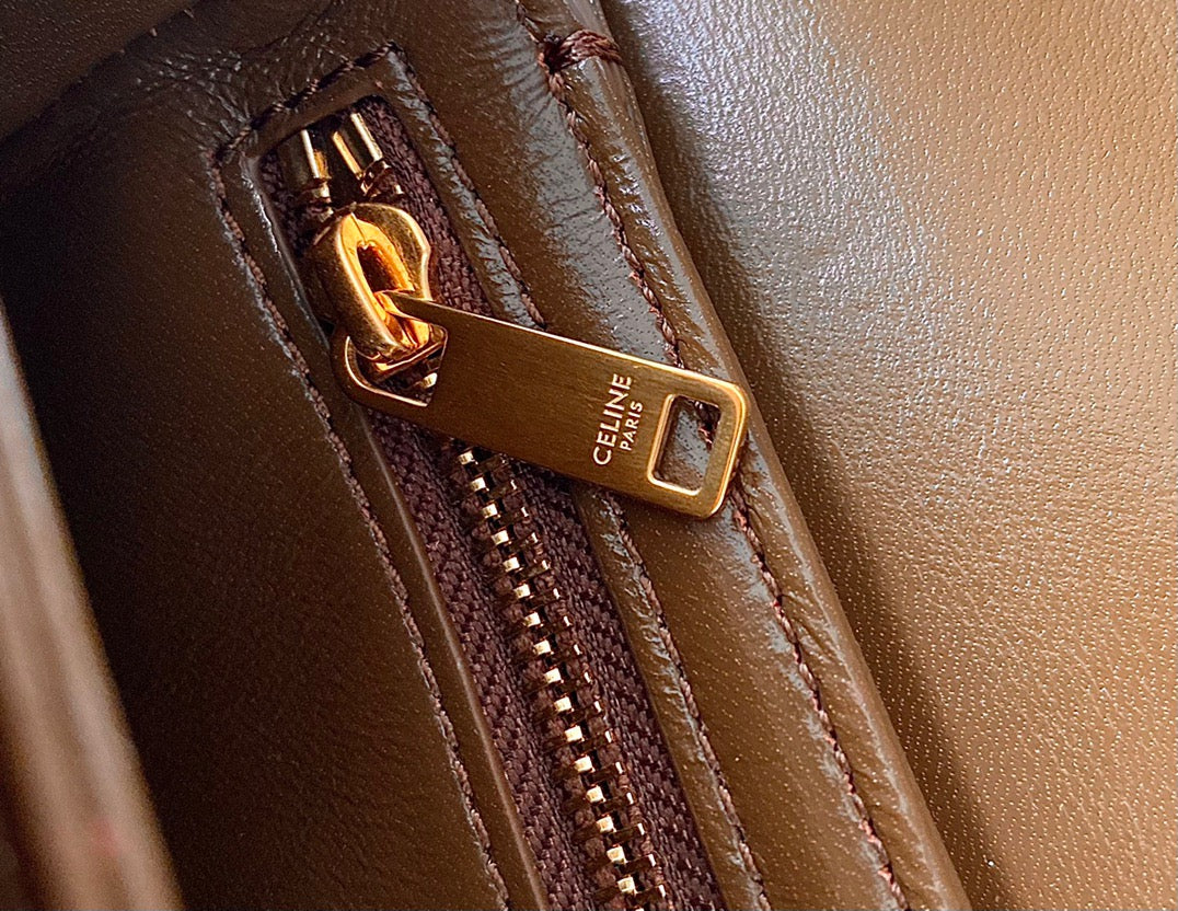 Celine Triomphe