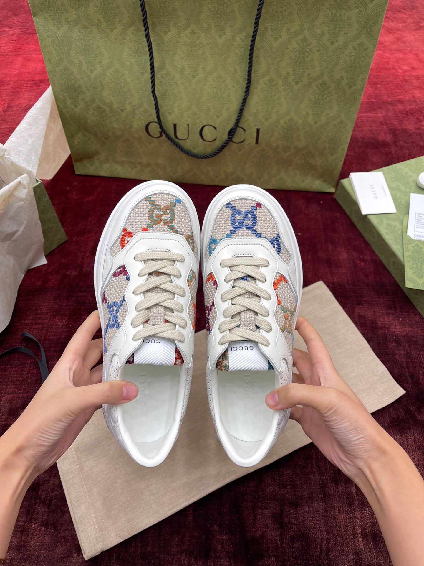 Gucci Sneakers