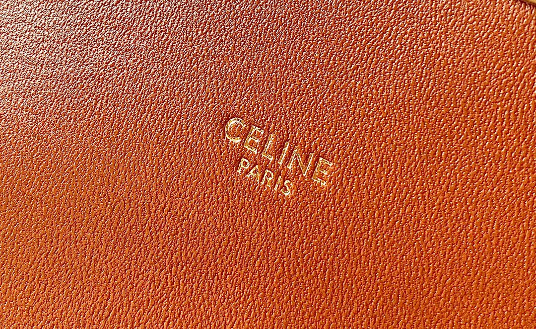 Celine Triomphe
