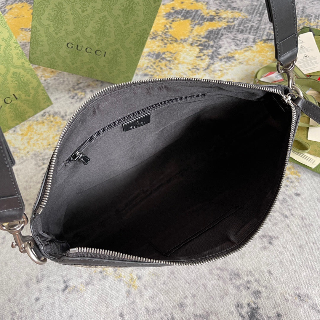 Gucci Messenger Bag