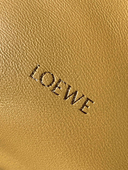 Loewe Flamenco
