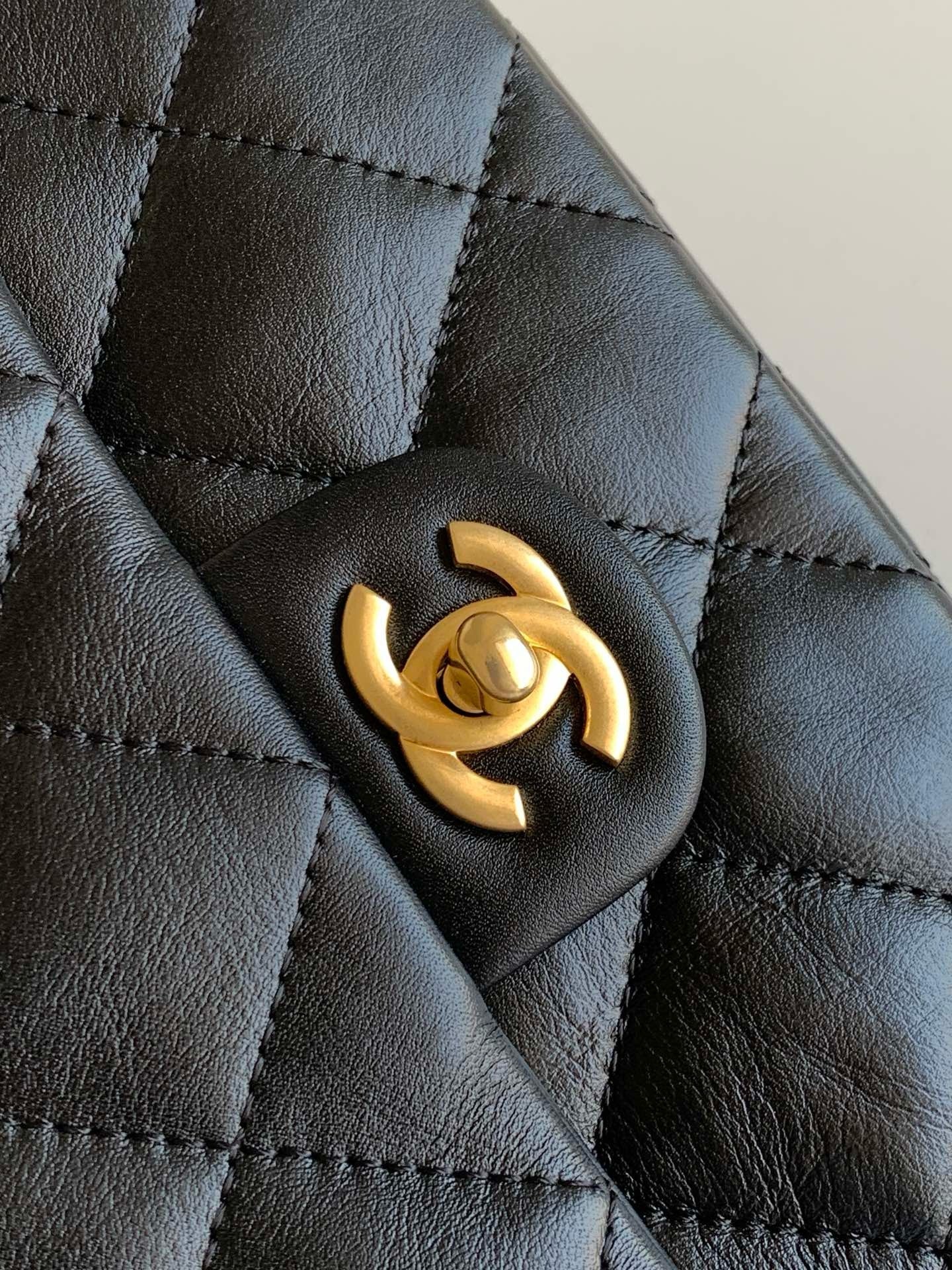 Chanel 24P CF Bag