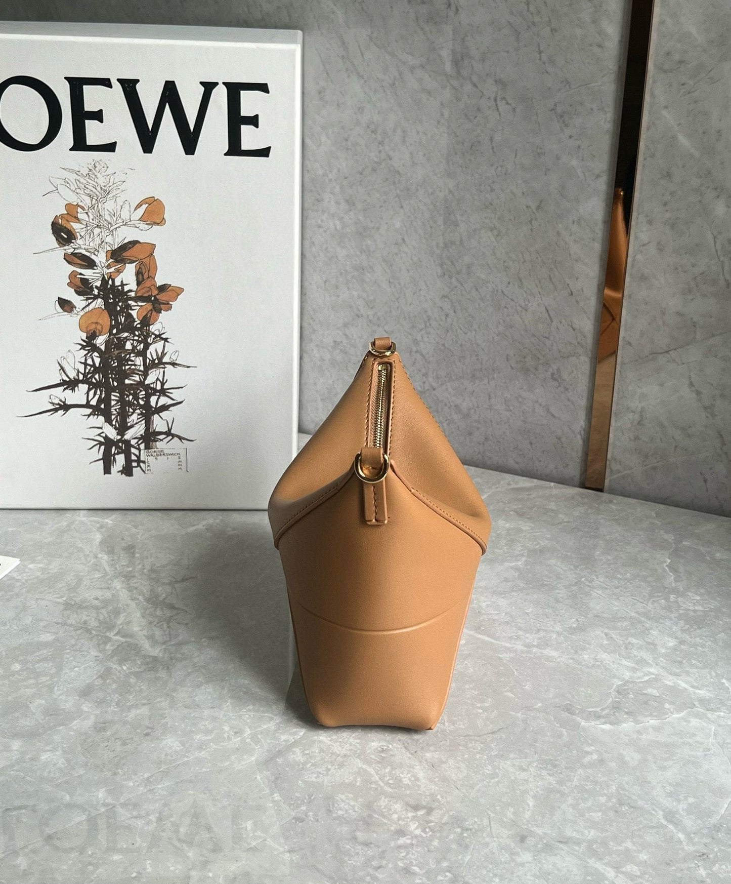 Loewe Puzzle Fold