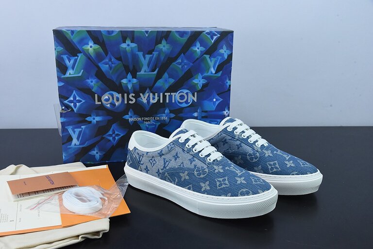 Louis Vuitton Sneakers