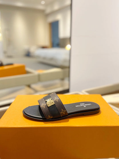 Louis Vuitton Sandals