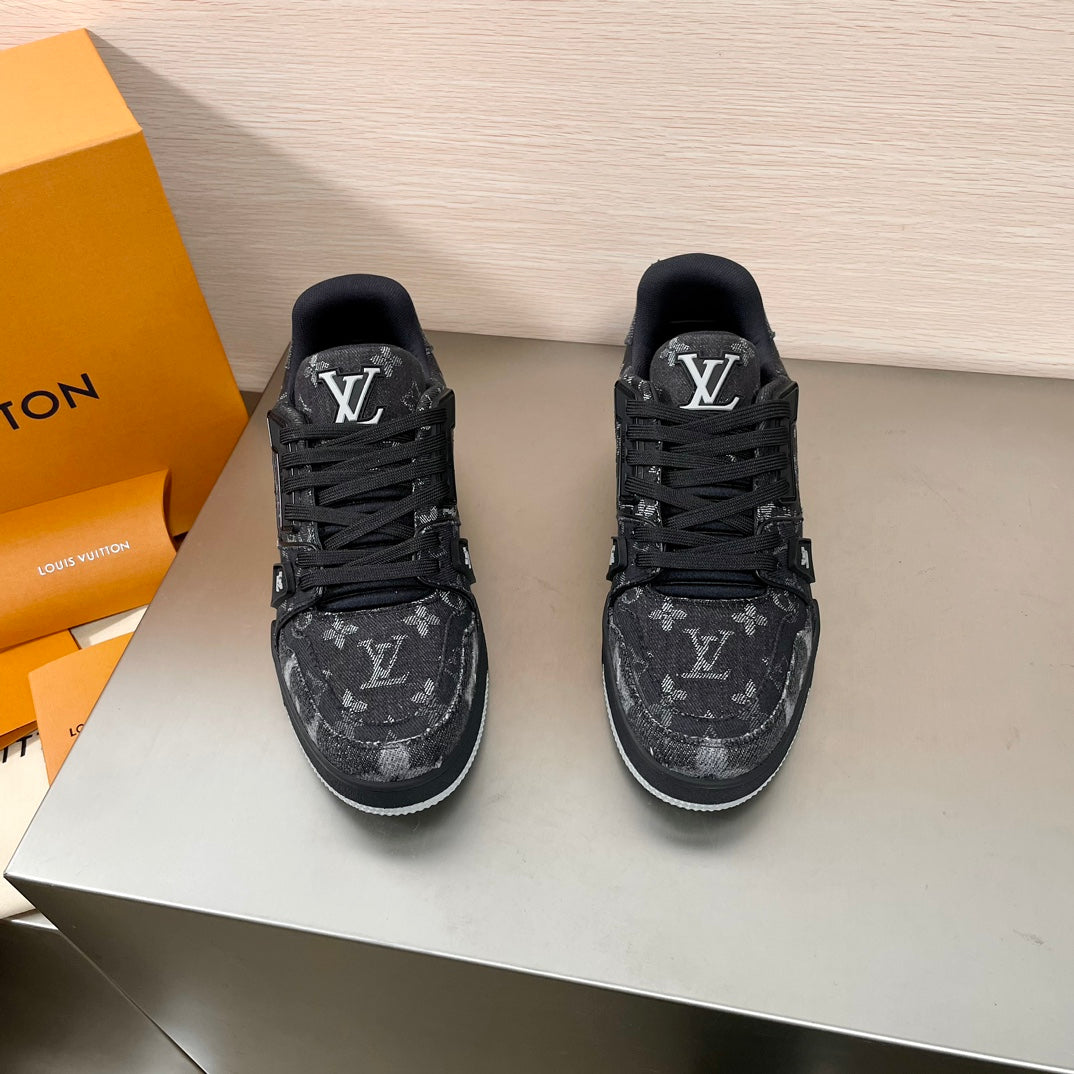 Louis Vuitton Trainer Sneakers