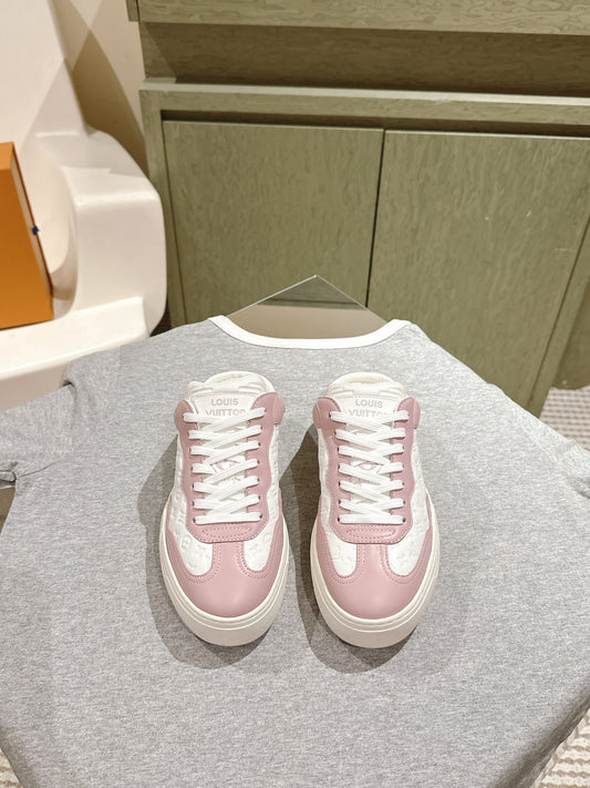 Louis Vuitton Squad Sneakers