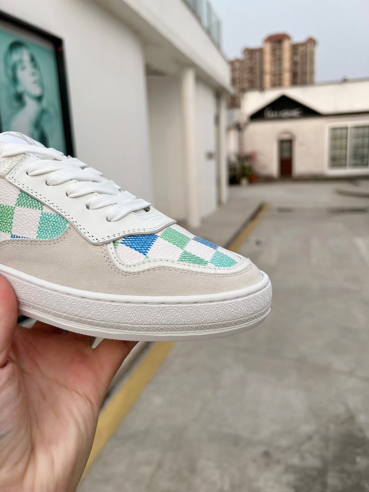 Louis Vuitton Sneakers