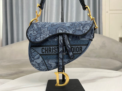 Dior Saddle Bag (25.5cm)