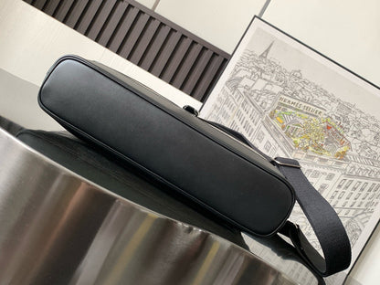 Goyard Messenger Bag