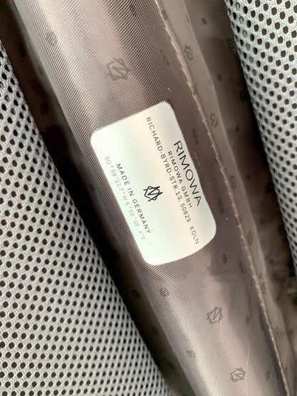 Rimowa Luggage Essential