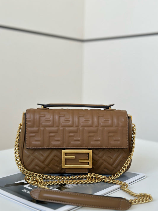 Fendi Baguette