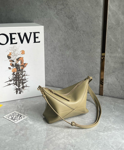Loewe Puzzle Fold