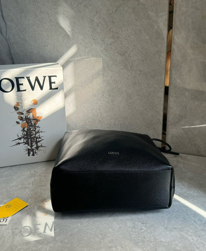 Loewe Pebble Hobo