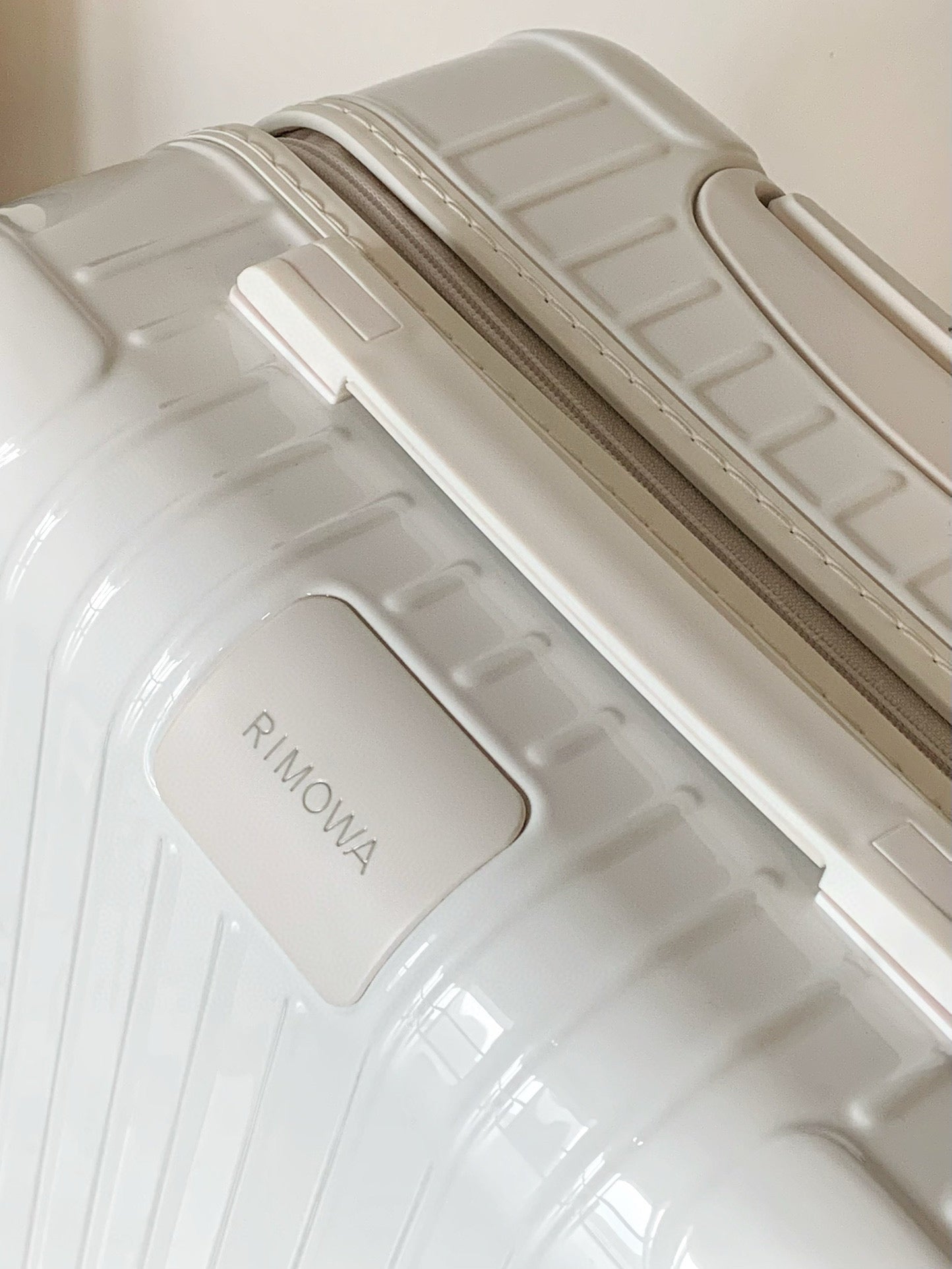 Rimowa Luggage Essential