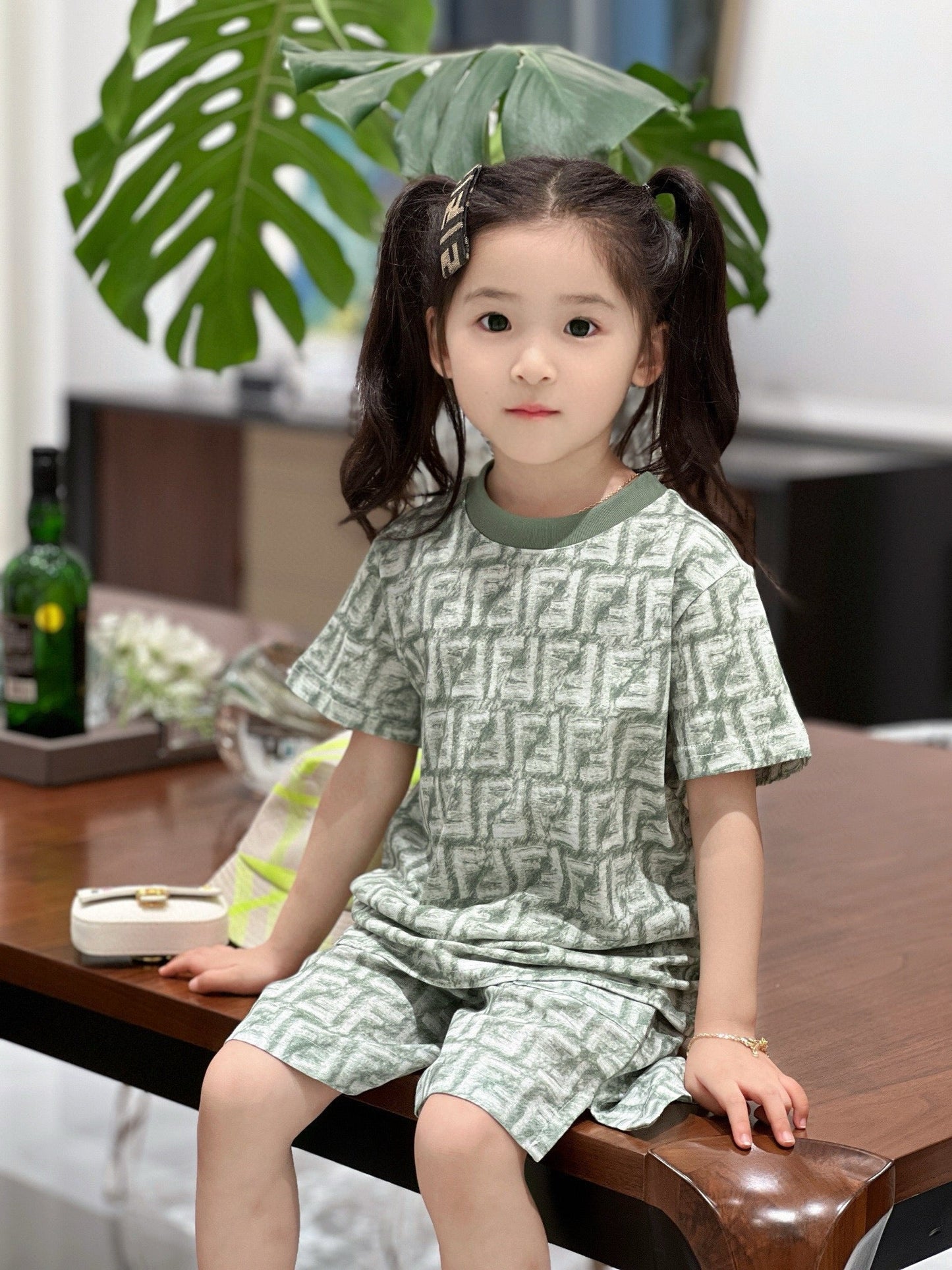 Fendi T-Shirt/Short Pant Set