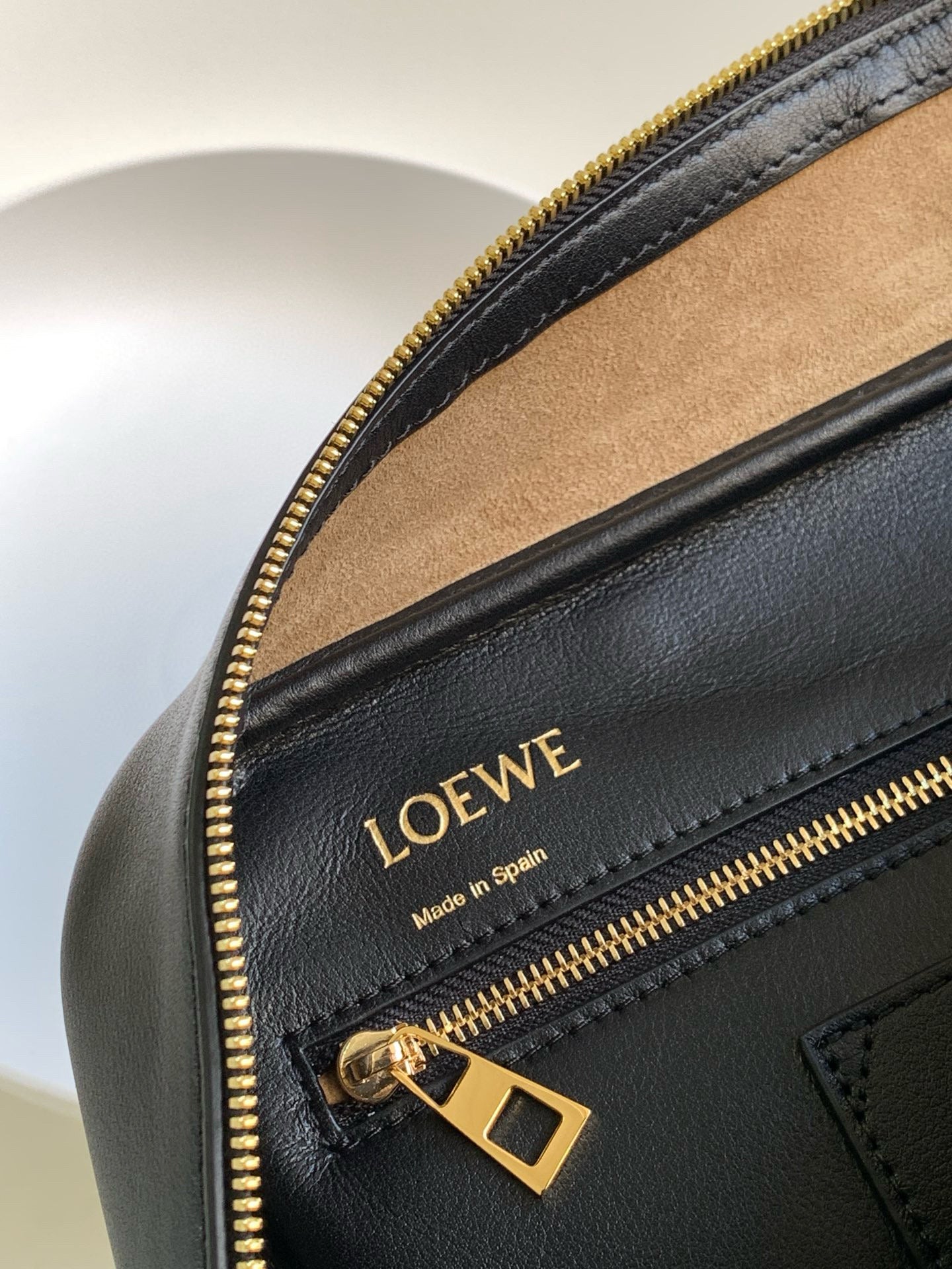Loewe Amazona