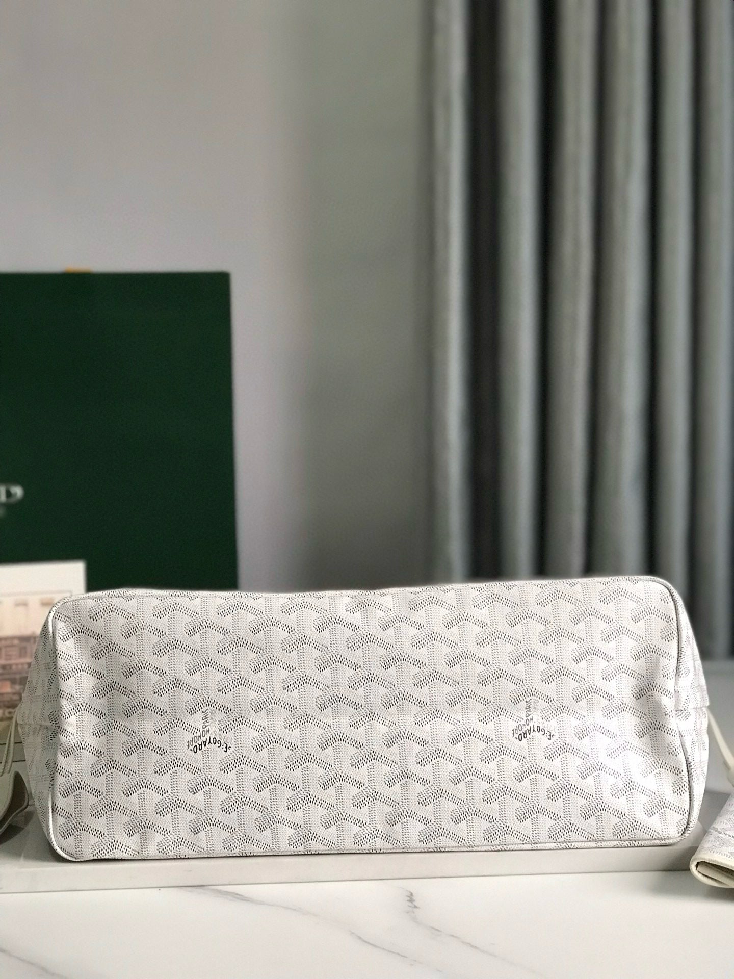 GOYARD SAINT LOUIS PM 34*27*14