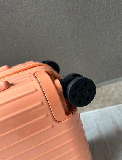 Rimowa Luggage Essential