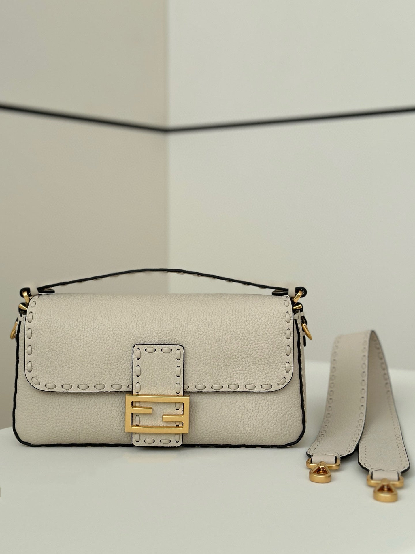 Fendi Baguette