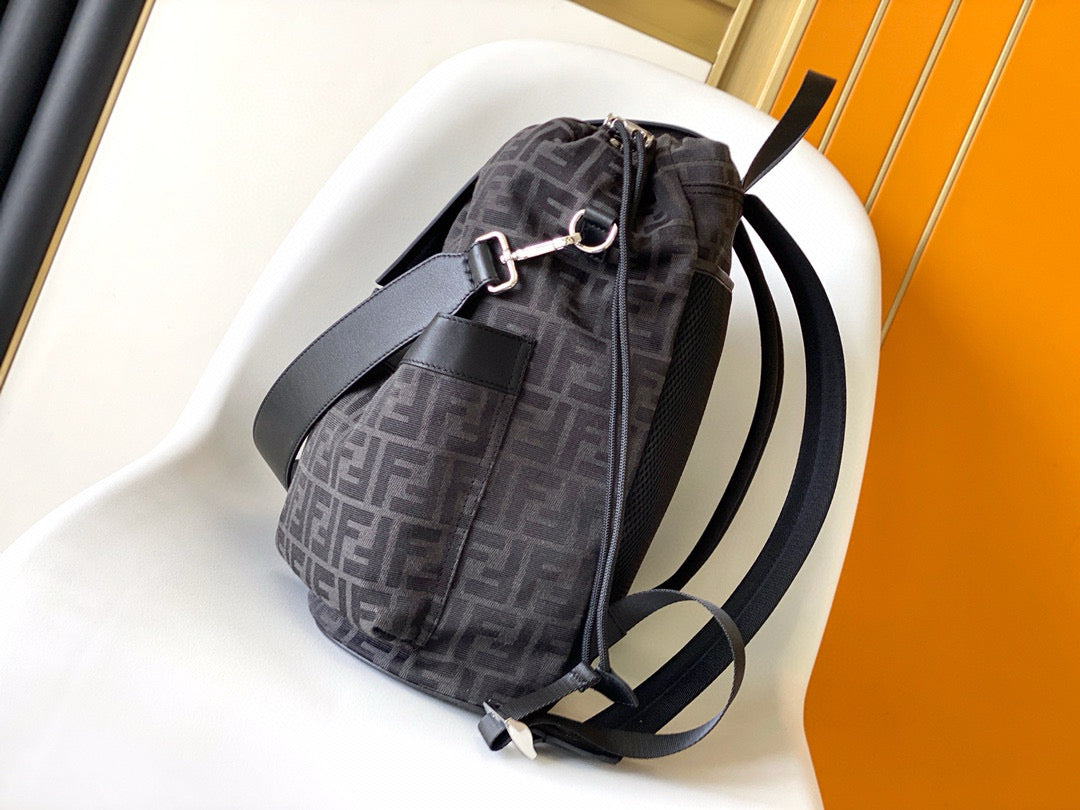 FENDI BACKPACK 30*16*41
