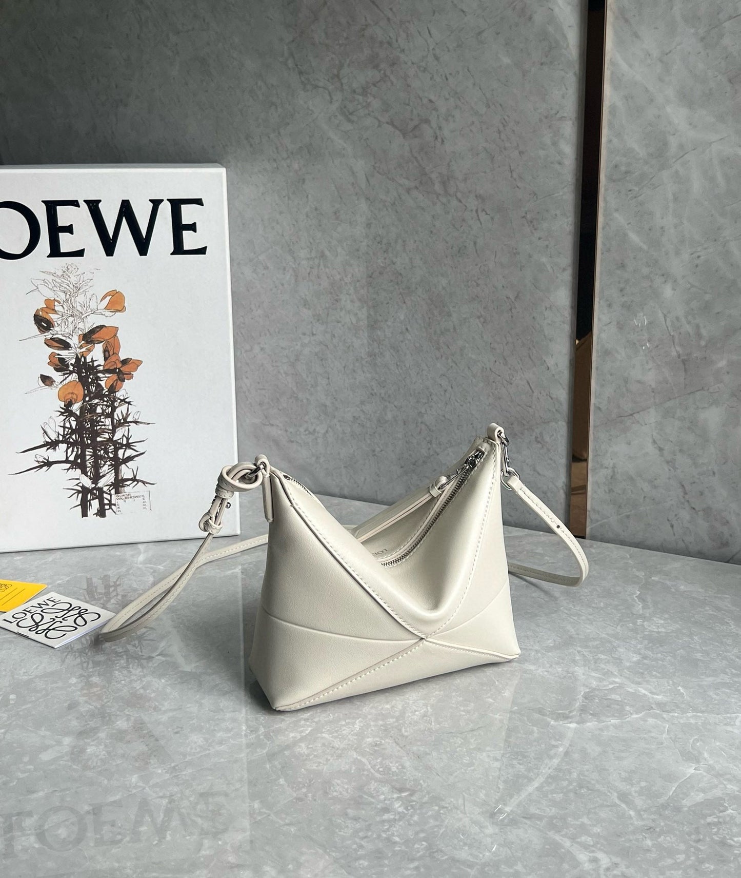 Loewe Puzzle Fold