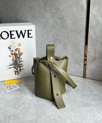 Loewe Mini Pebble