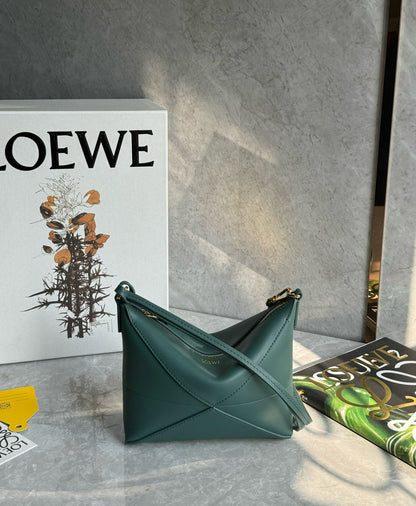 Loewe Puzzle Fold