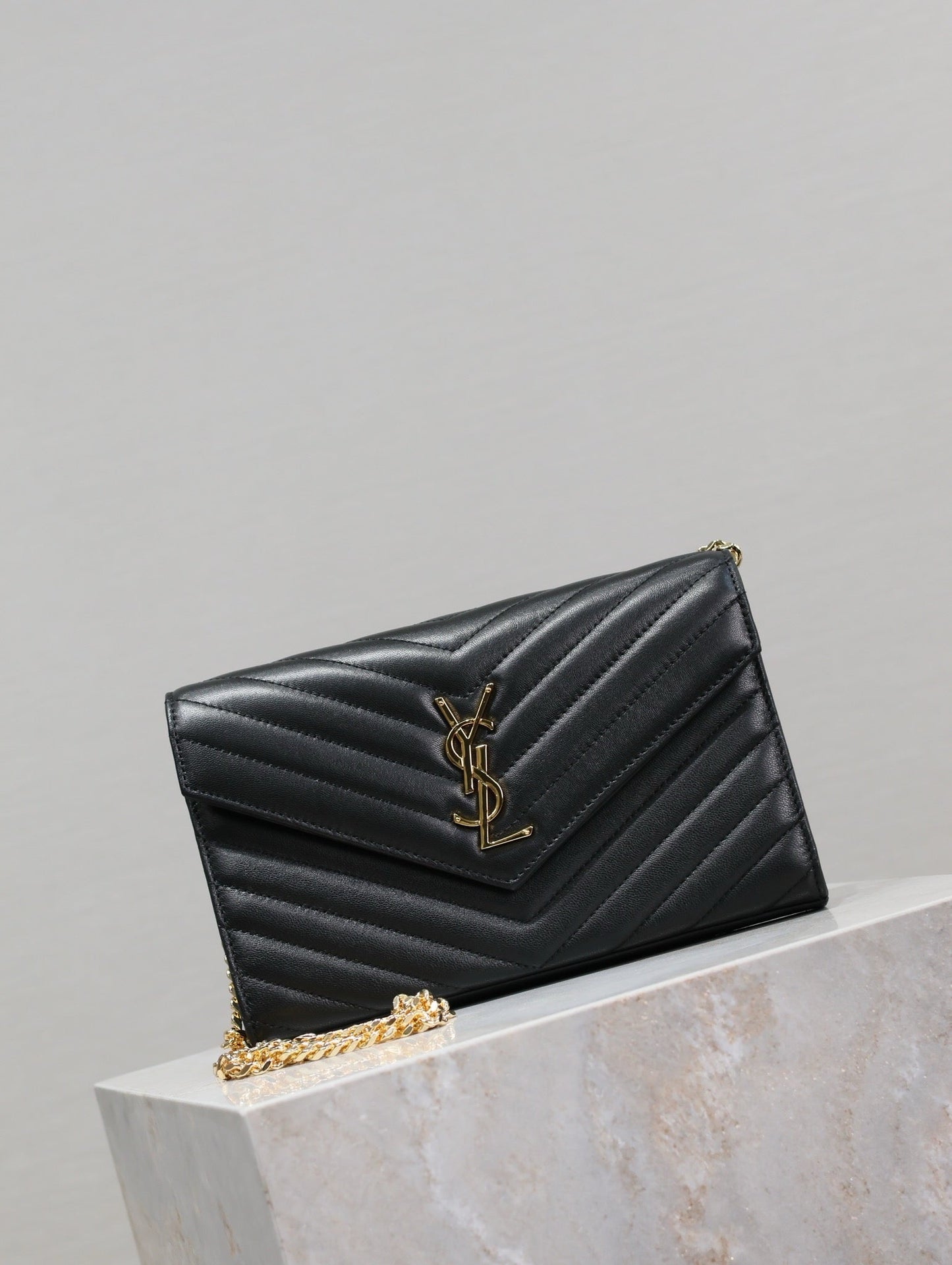 YSL Envelope 22.5cm