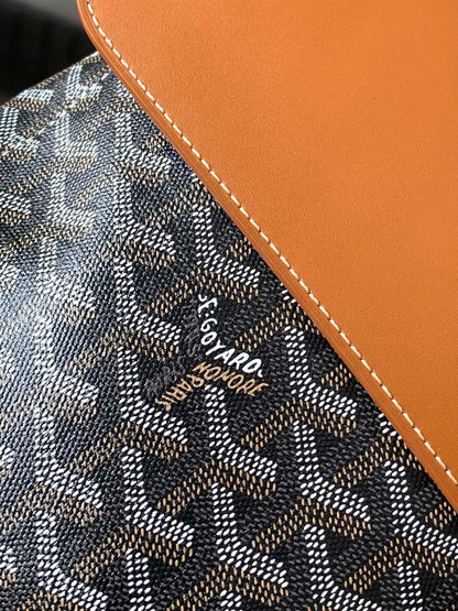 Goyard Messenger Bag