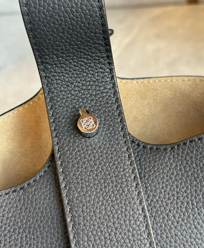 Loewe Mini Pebble