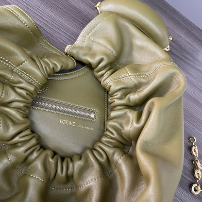 Loewe Squeeze Purse