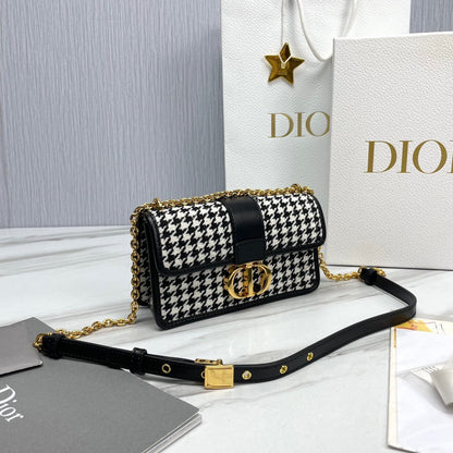Dior 30 Montaigne (21cm)