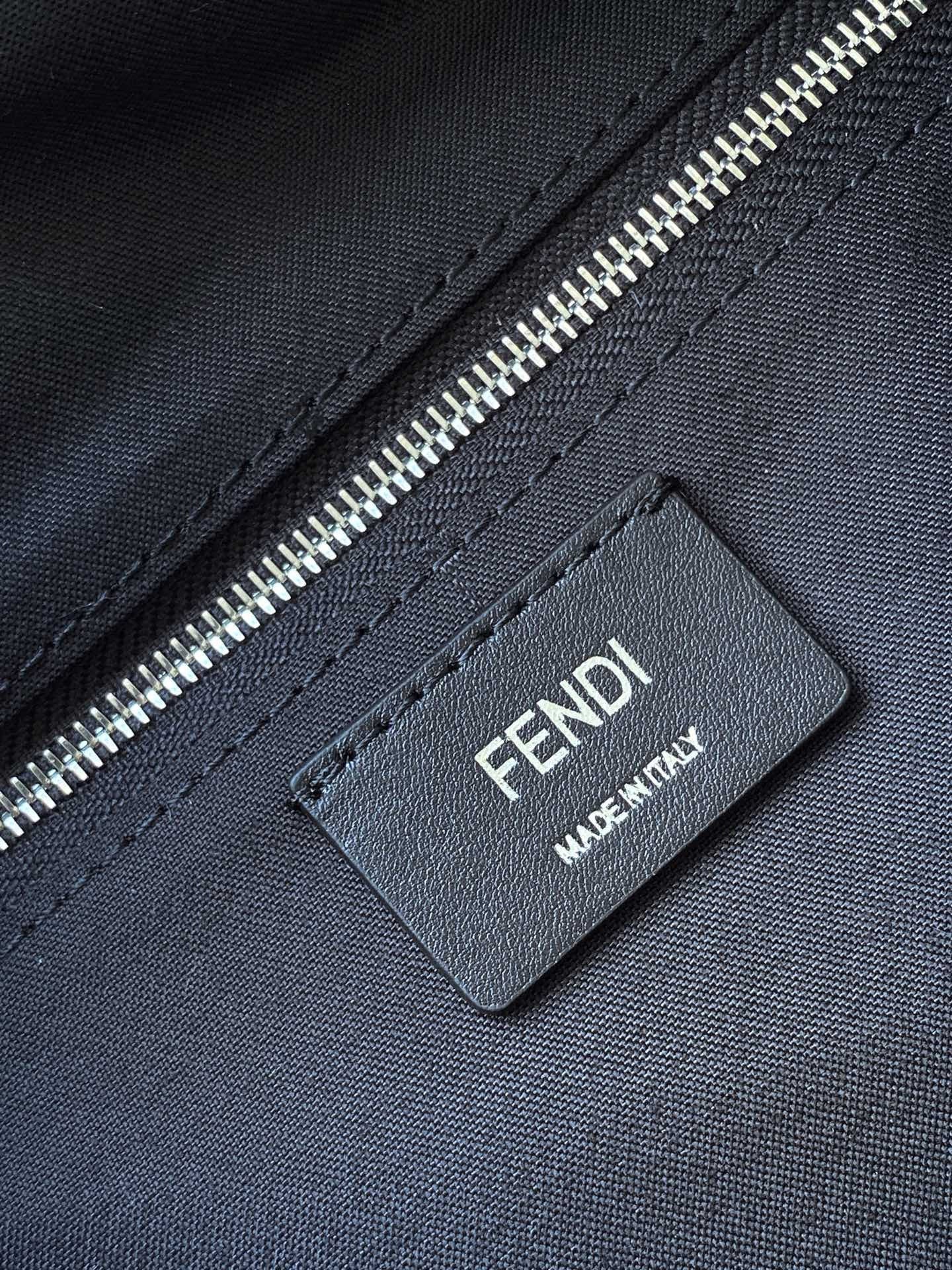 FENDI BACKPACK 30*16*41