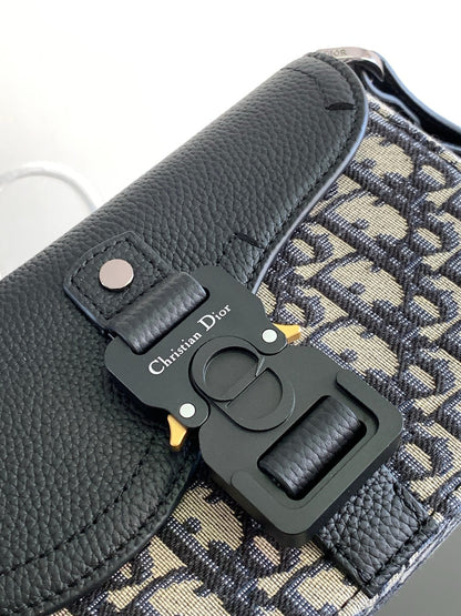 Dior Oblique Messenger Bag
