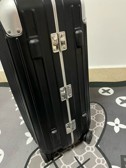 Rimowa Luggage Hybrid