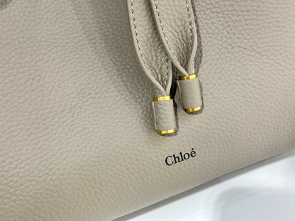 Chloe Marcie Hobo