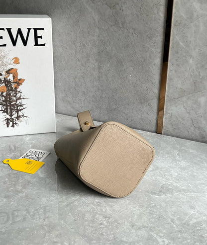 Loewe Mini Pebble