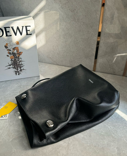 Loewe Pebble Hobo