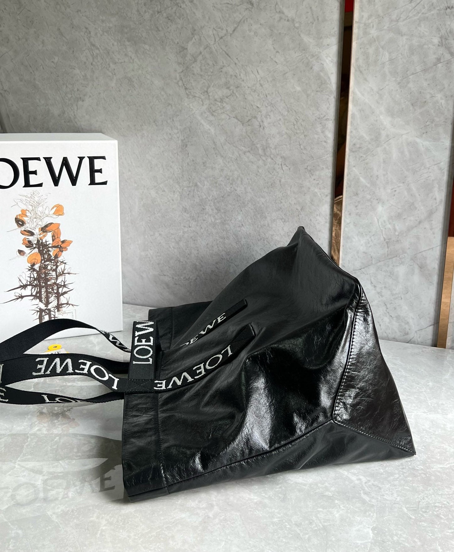 Loewe Fold Shopper