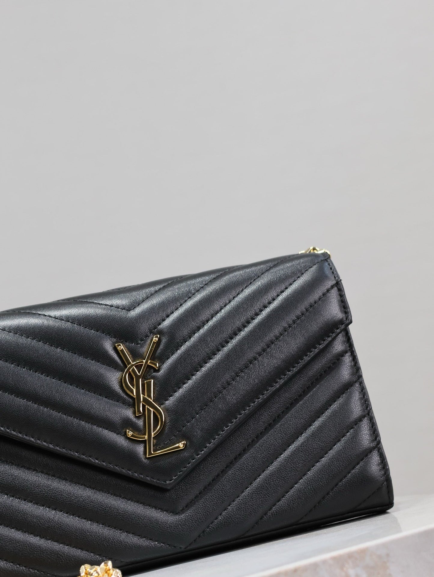 YSL Envelope 22.5cm