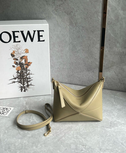 Loewe Puzzle Fold