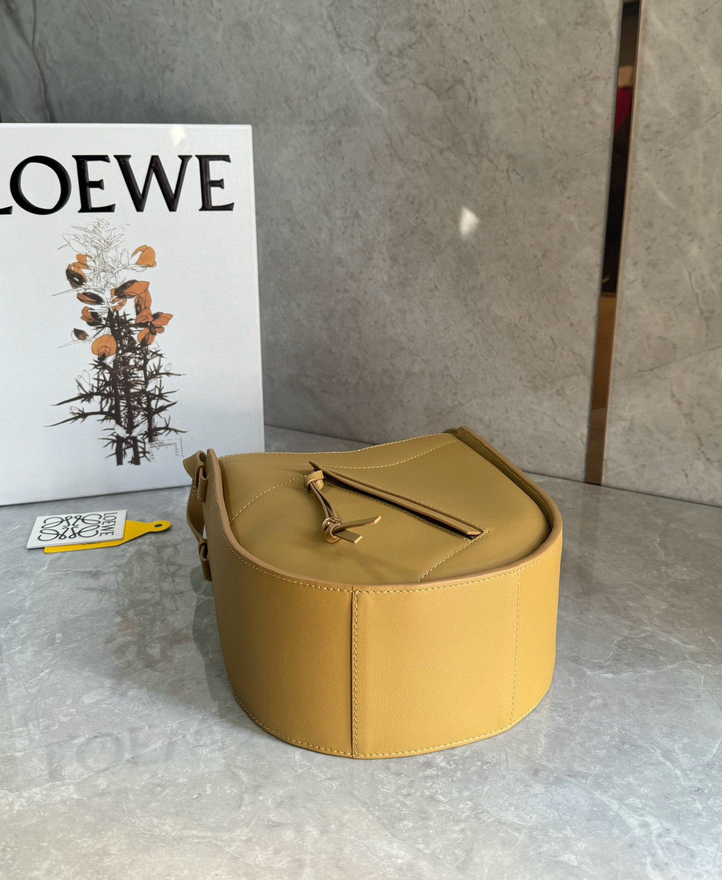 Loewe Hammock
