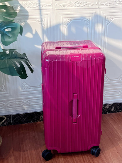 Rimowa Luggage Essential