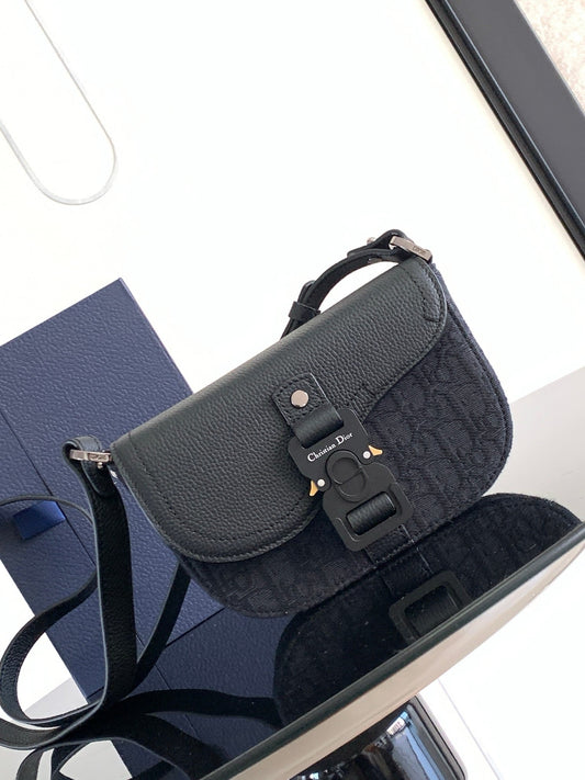 Dior Oblique Messenger Bag