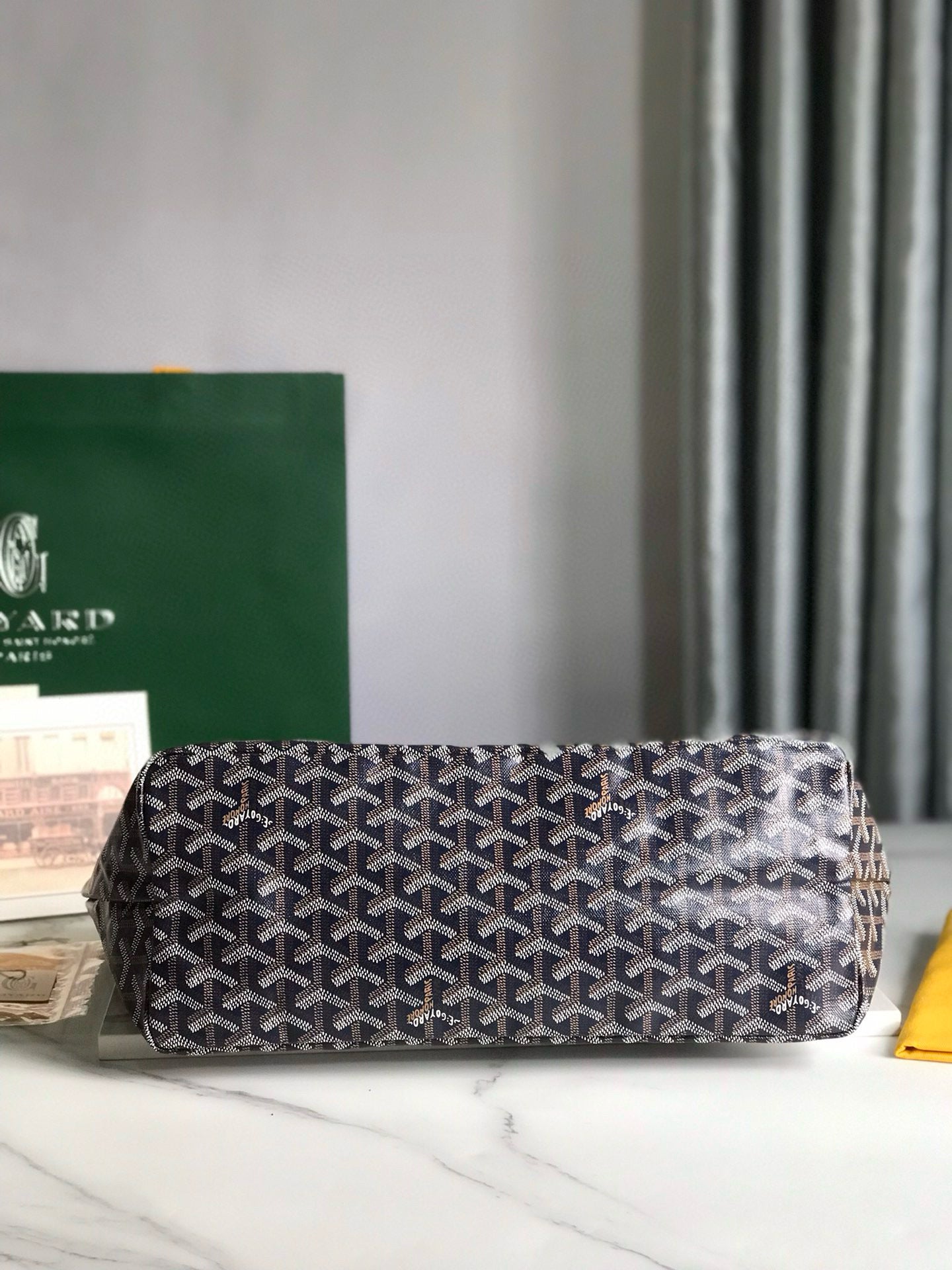 GOYARD SAINT LOUIS PM 34*27*14