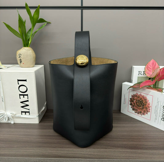 Loewe Pebble Bucket